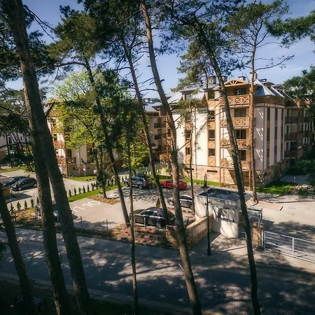 Sosnowe Tarasy Apartman *