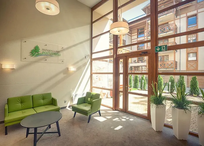 Sosnowe Tarasy 아파트 *